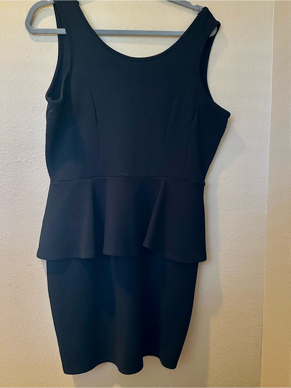 Toto Collection Black Peplum Sheath Dress L/XL